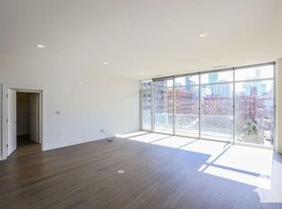 860 N Franklin St #FOUR0FOUR, Chicago, IL 60610