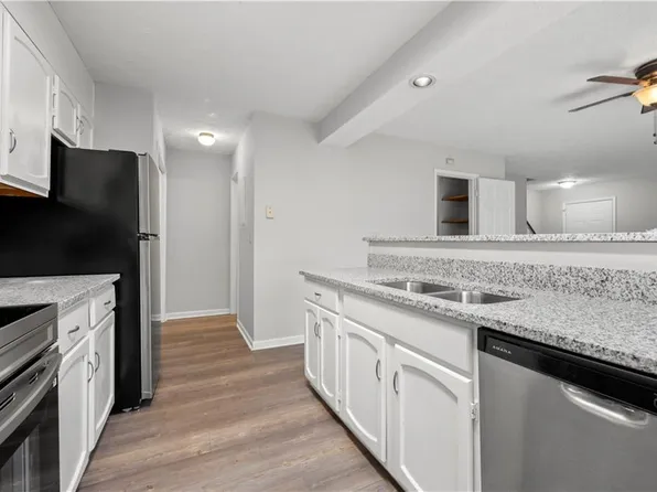 5555 Clover Rise Ln, Norcross, GA 30093
