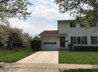 436 E Exchange St, Sycamore, IL 60178