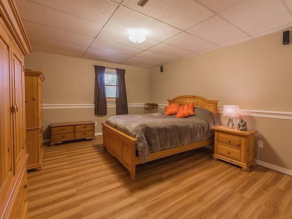 Bedroom in basement