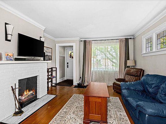 3rd image of 5606 Highland St