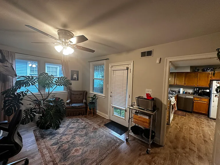 6338 Vicksburg St — Photo 7