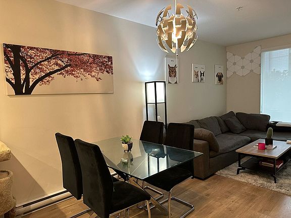 5th image of 707 Como Lake Ave #113