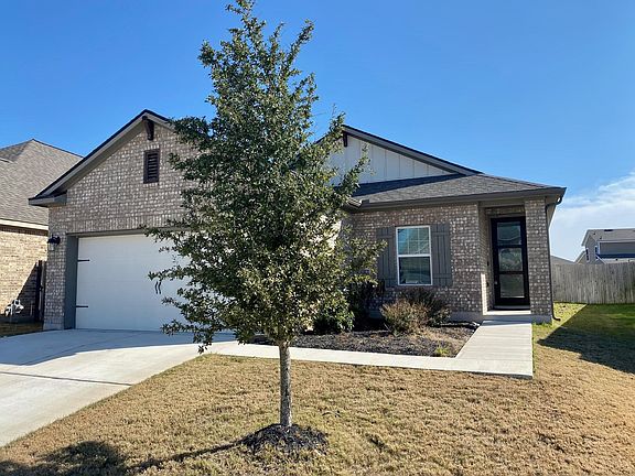 3rd image of 233 Split Rail Dr