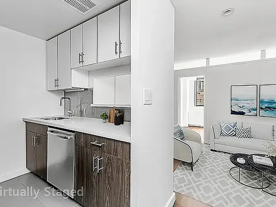 184 Lexington Ave #3C