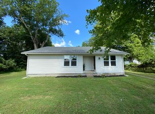 613 S Park Rd, Fairdale, KY 40118