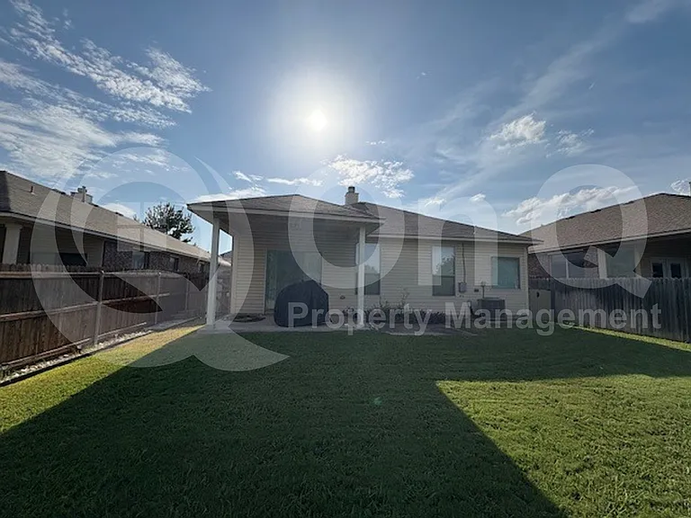 14308 Polo Ranch St — Photo 4