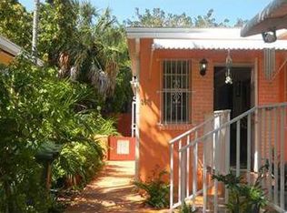 3675 SW 23rd St #1, Miami, FL 33145