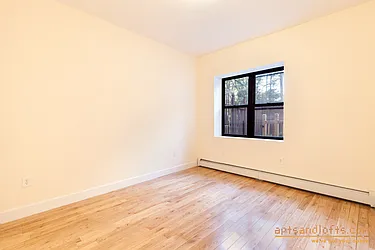 Rented by aptsandlofts.com