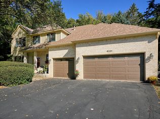 6221 Mallory Ln, Eden Prairie, MN 55346