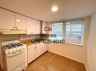 33-68 11th St #1R, Astoria, NY 11106