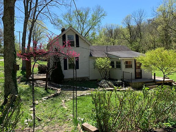 2nd image of 4755 McCracken Pike