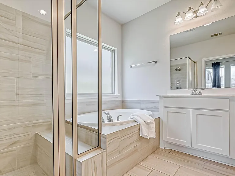 2337 Mayfield Trail Ct — Photo 16