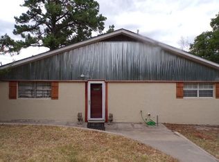 781 Country Club Rd, Bowie, TX 76230