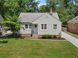24002 E Oakland Rd, Bay Village, OH 44140