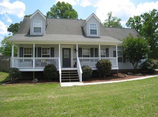 255 Farmingdale Pl SE, Cleveland, TN 37323