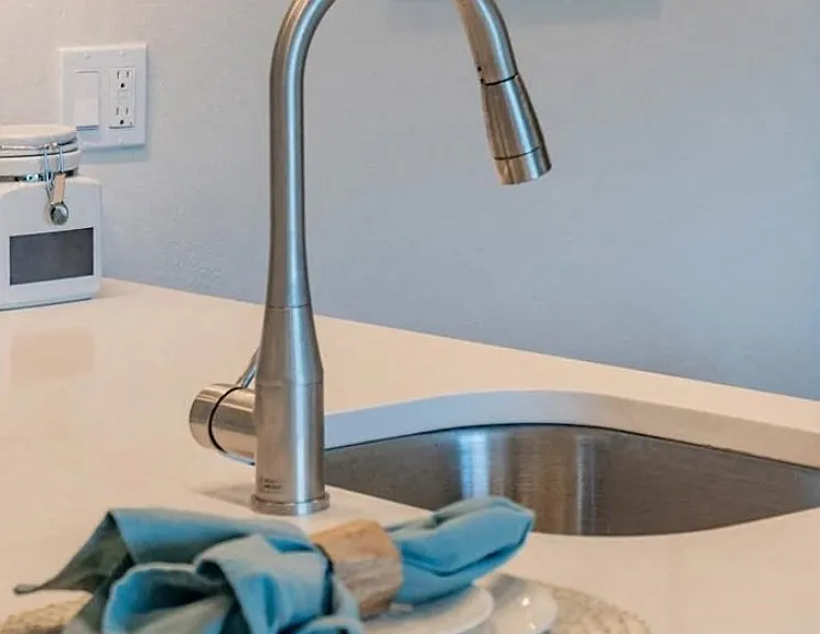 Acqua Apartments - Student Affordable — Photo 16