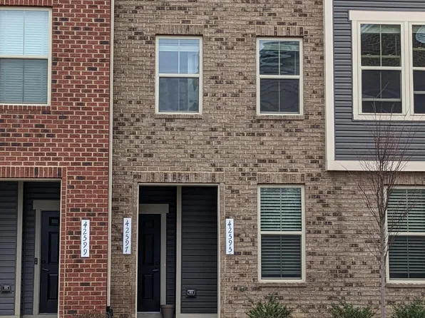 42595 Burbank Ter, Sterling, VA 20166