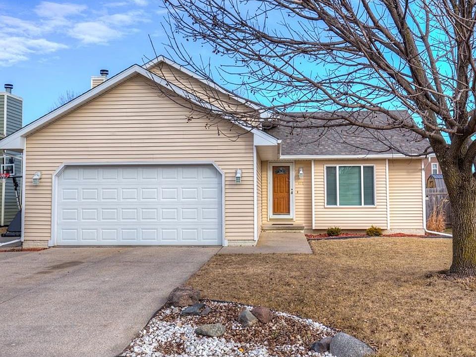 415 Waukee Ave, Waukee, IA 50263 Zillow