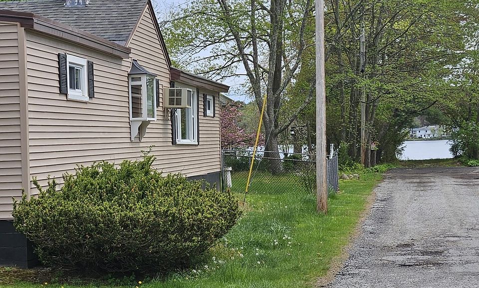 1st image of 2 Hedgeway St #1