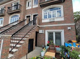 364 90th St #1A, Brooklyn, NY 11209