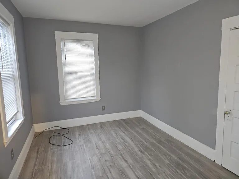106 Sumner St #1 — Photo 5