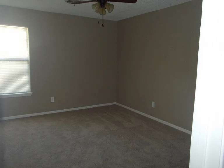 1334 Lawyers Ln — Photo 9