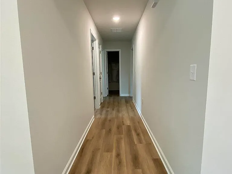 5615 Kingery Rd — Photo 3