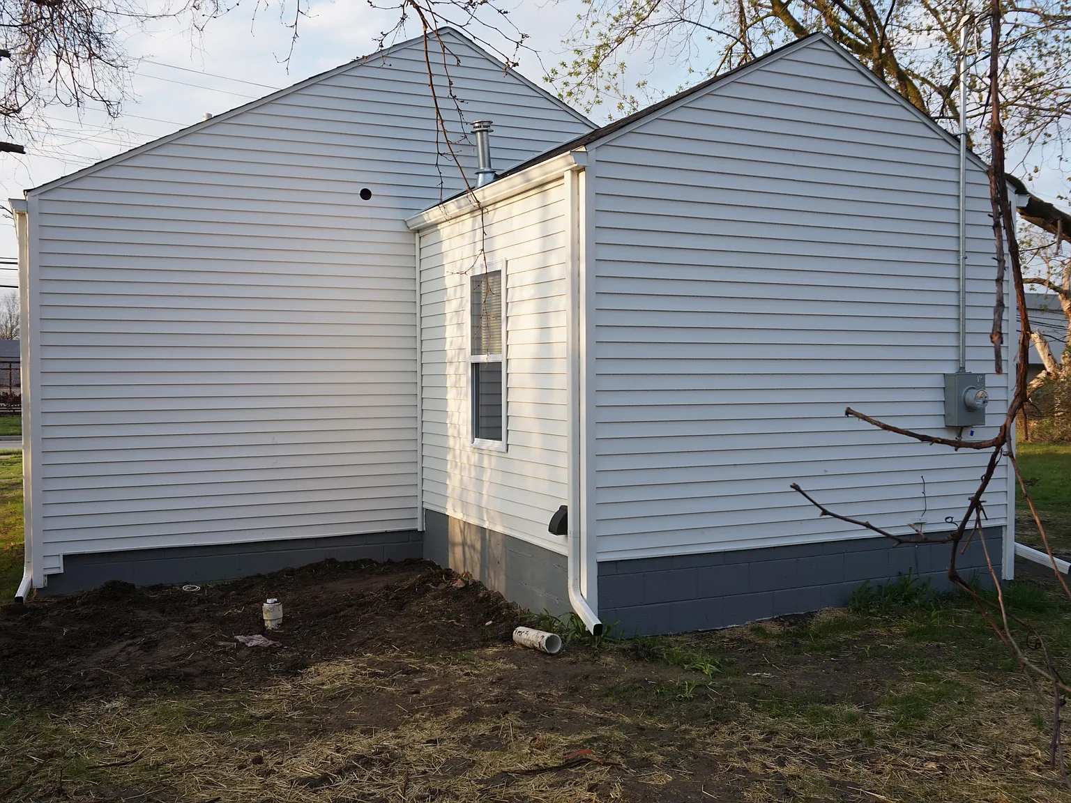 2 bed, 736 sqft, $1,250 — Photo 3