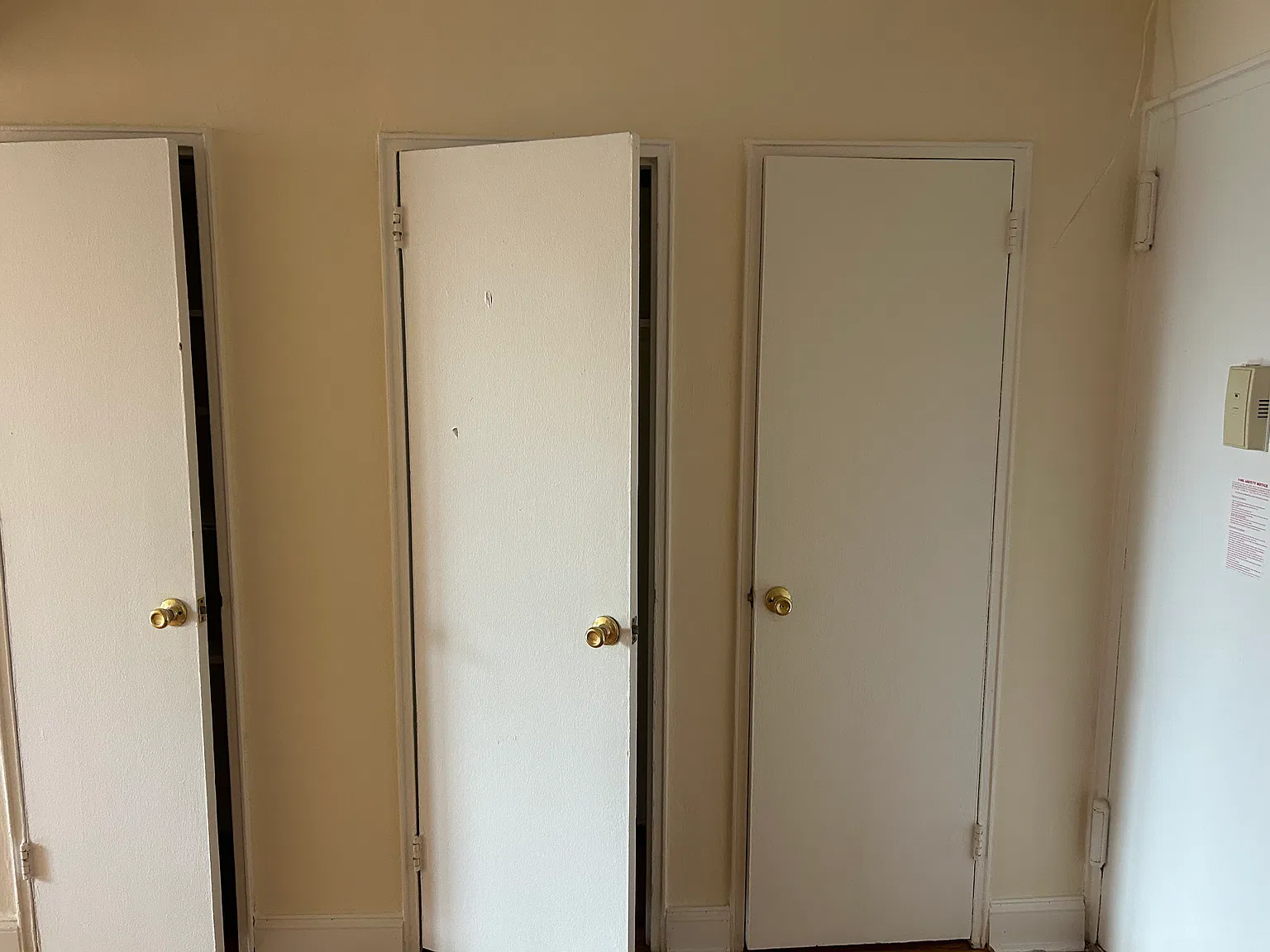 1 bed, 850 sqft, $2,400 — Photo 1