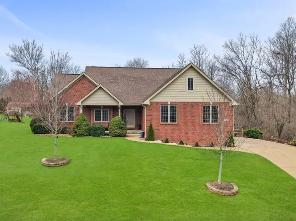 10630 N Rolling Valley Dr, Mooresville, IN 46158