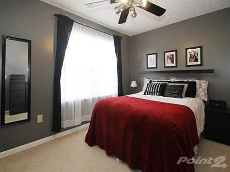 5th image of 2473 Hilliard Dr