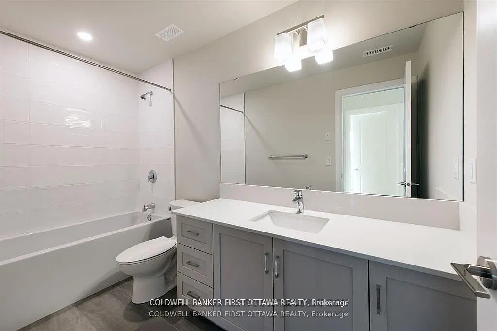 2 bed, $3,050 — Photo 4