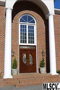 4th image of 733 46th Avenue Dr NE
