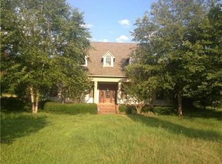 2249 Perry Rd, Grenada, MS 38901