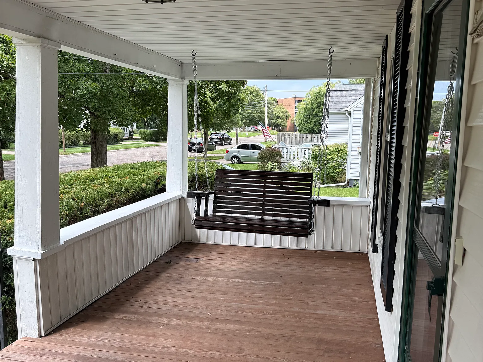 3 bed, 1525 sqft, $1,900 — Photo 3