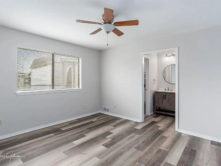 2211 General York Cir — Photo 10