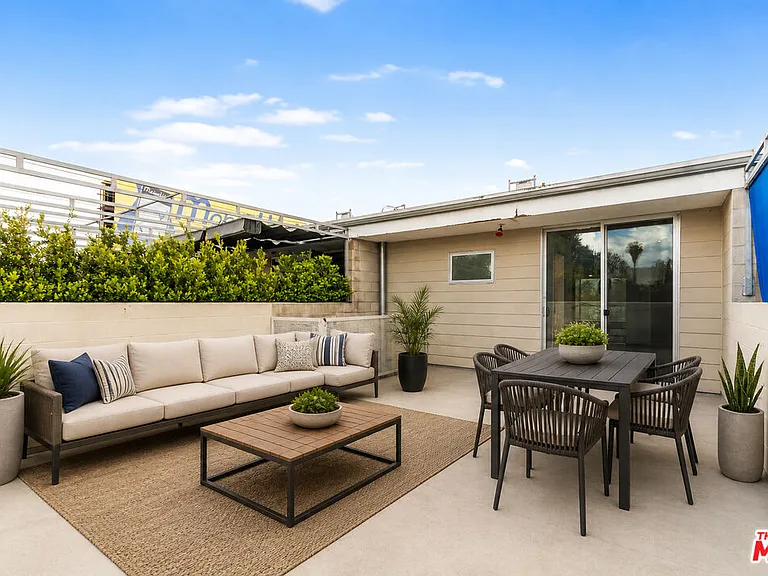 6615 Melrose Ave #3 — Photo 33