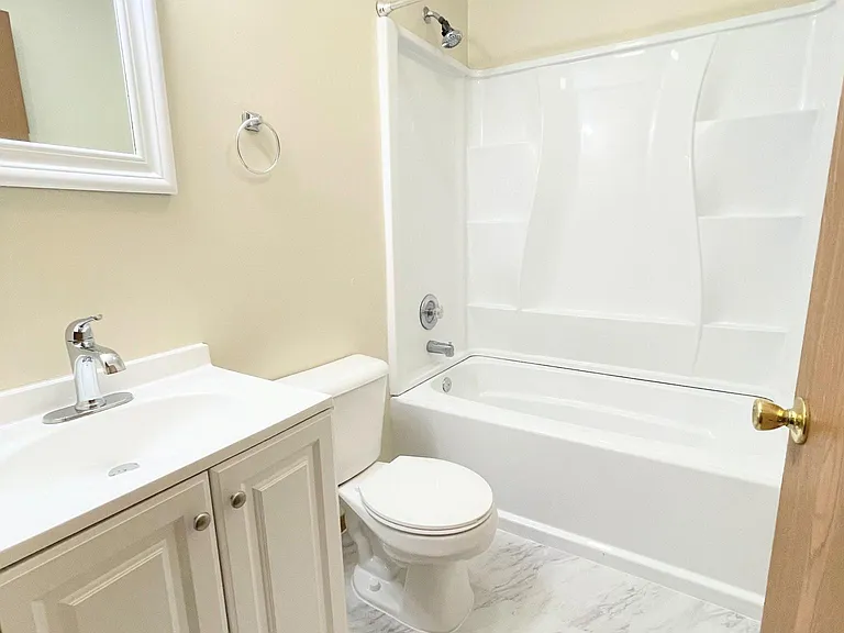 Full bath
