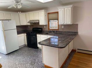 64-52 228th St FLOOR 2, Oakland Gardens, NY 11364