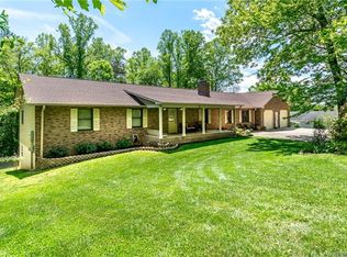 103 Deer Path Dr, Mills River, NC 28759