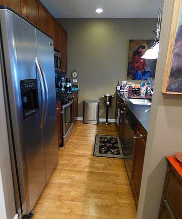 2nd image of 2472 W Foster Ave APT 409