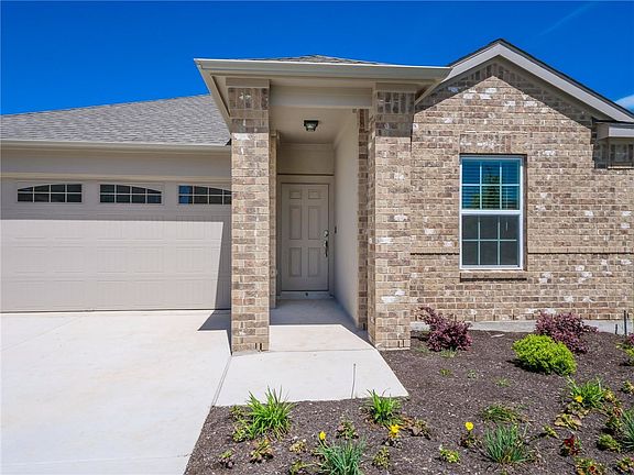 4th image of 1221 Nokota Bnd