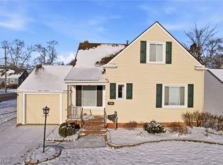 1216 E Miner Rd, Mayfield Heights, OH 44124