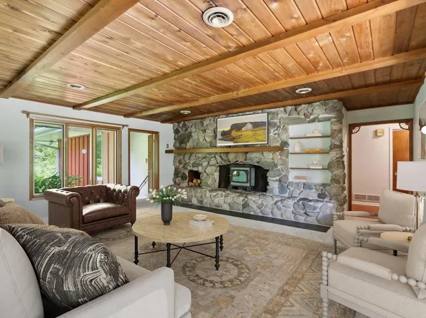 5584 Shannon ROAD, Hartford, WI 53027