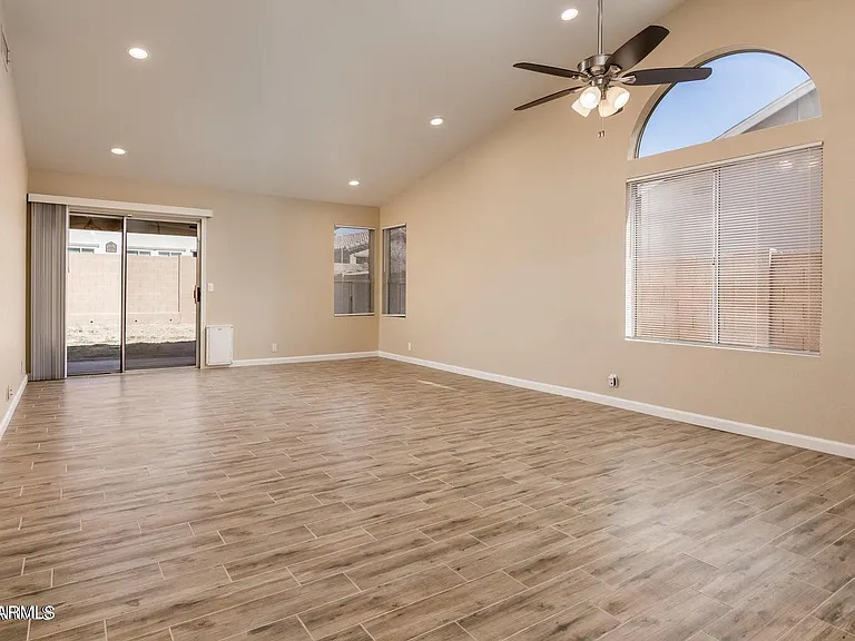 8564 W Ocotillo Rd — Photo 5