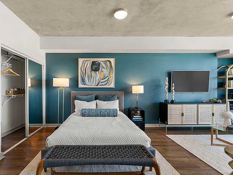 Smart studio layout