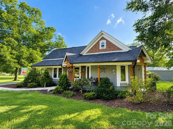 370 Buck Dr, Salisbury, NC 28146
