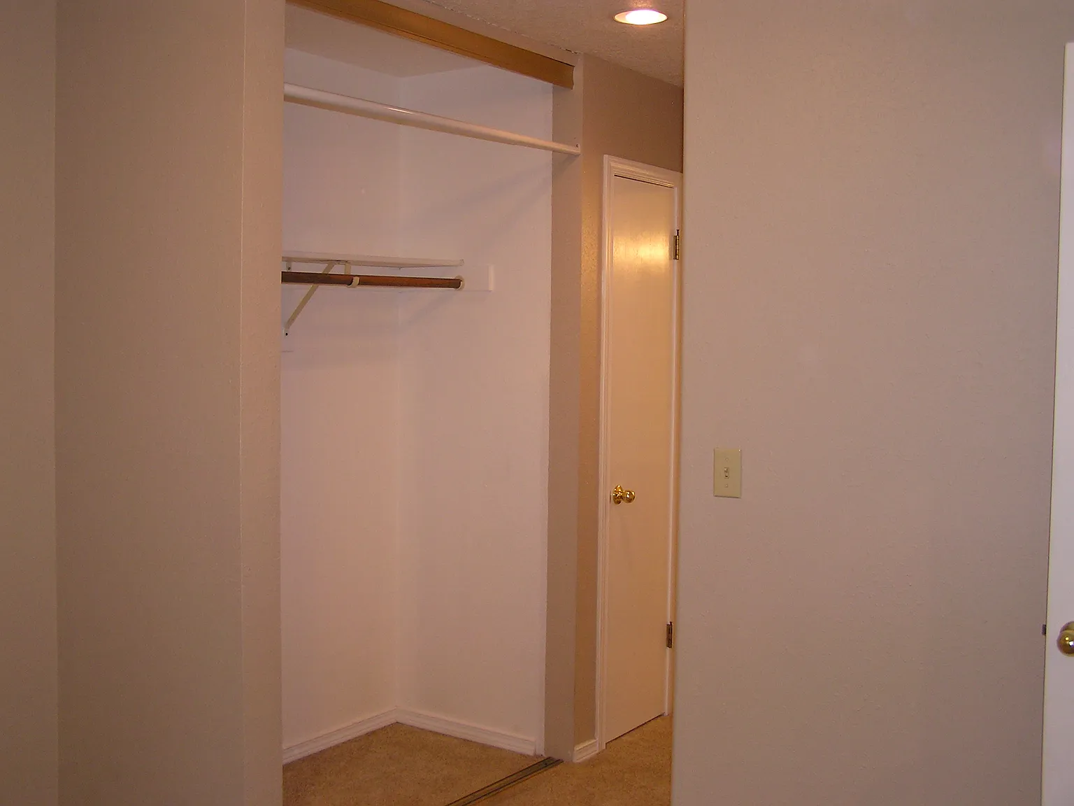 1 bed, 560 sqft, $1,195 — Photo 4