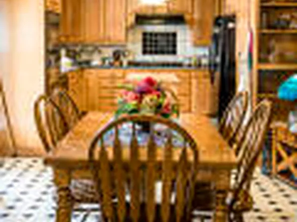 242 Southgate Dr, Harrison, AR 72601